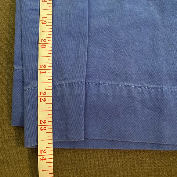 Loft cropped khakis, size 6 - Picture 3 of 5